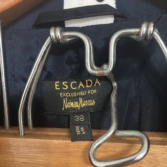 Escada Women’s Floral Blazer - Picture 3 of 4